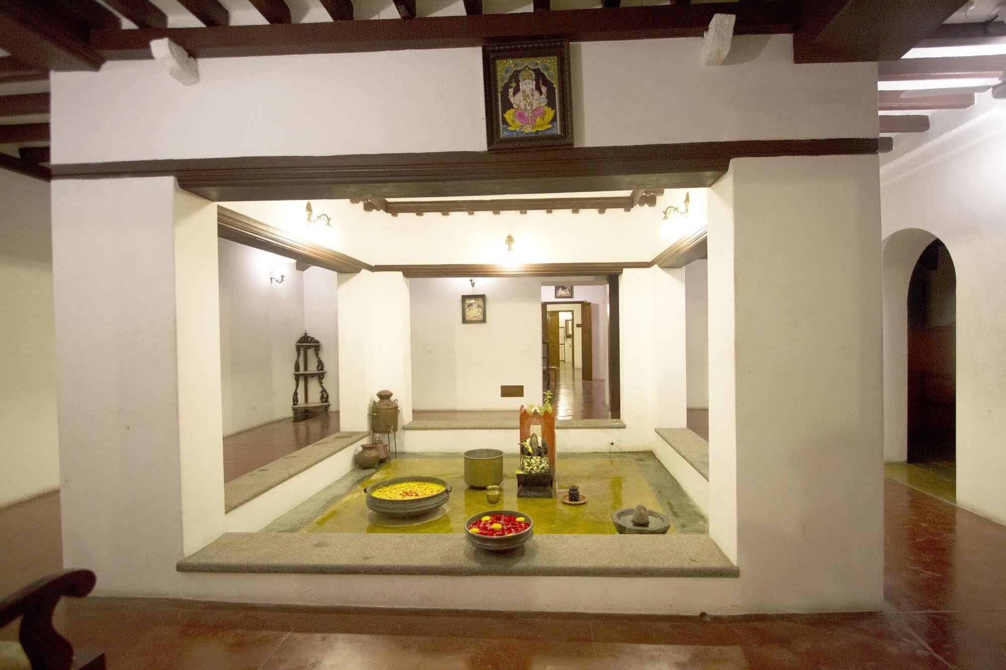 Esparan Heritage By Traditions Pondicherry Exteriör bild